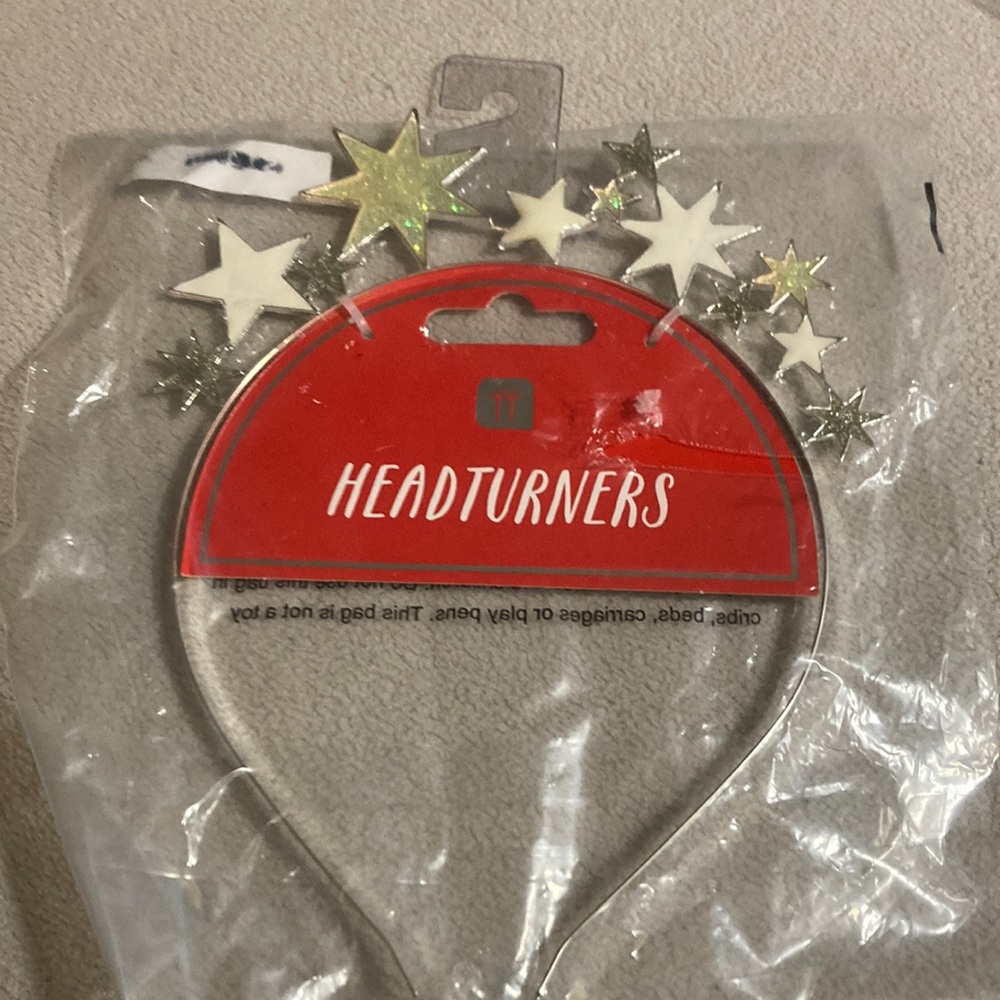 Talking tables headturners, metal star headband